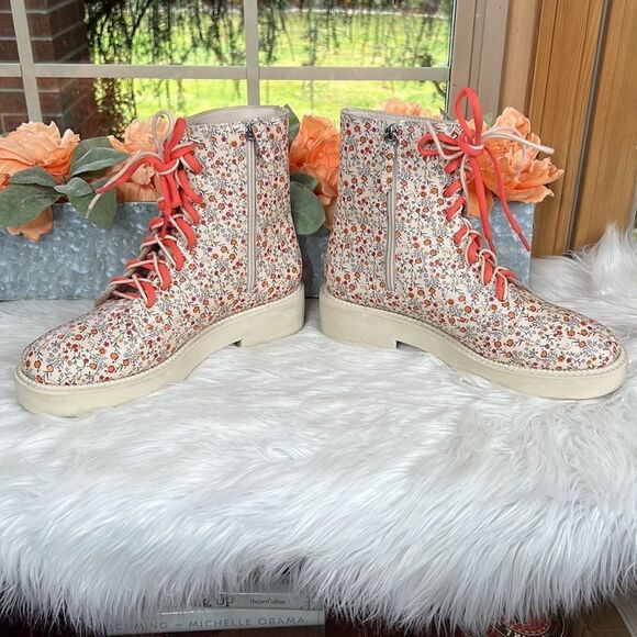 Schutz Mckenzie Leather Boot - Picture 13 of 14